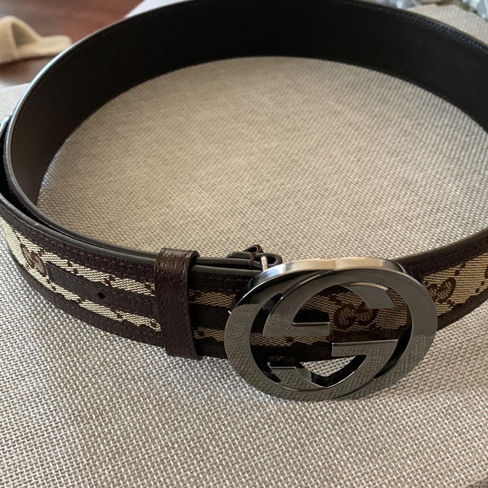 Gucci 🤎 - Picture 3 of 3